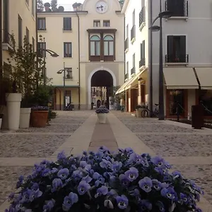 Latina - San Leonardo , Trévise Italie