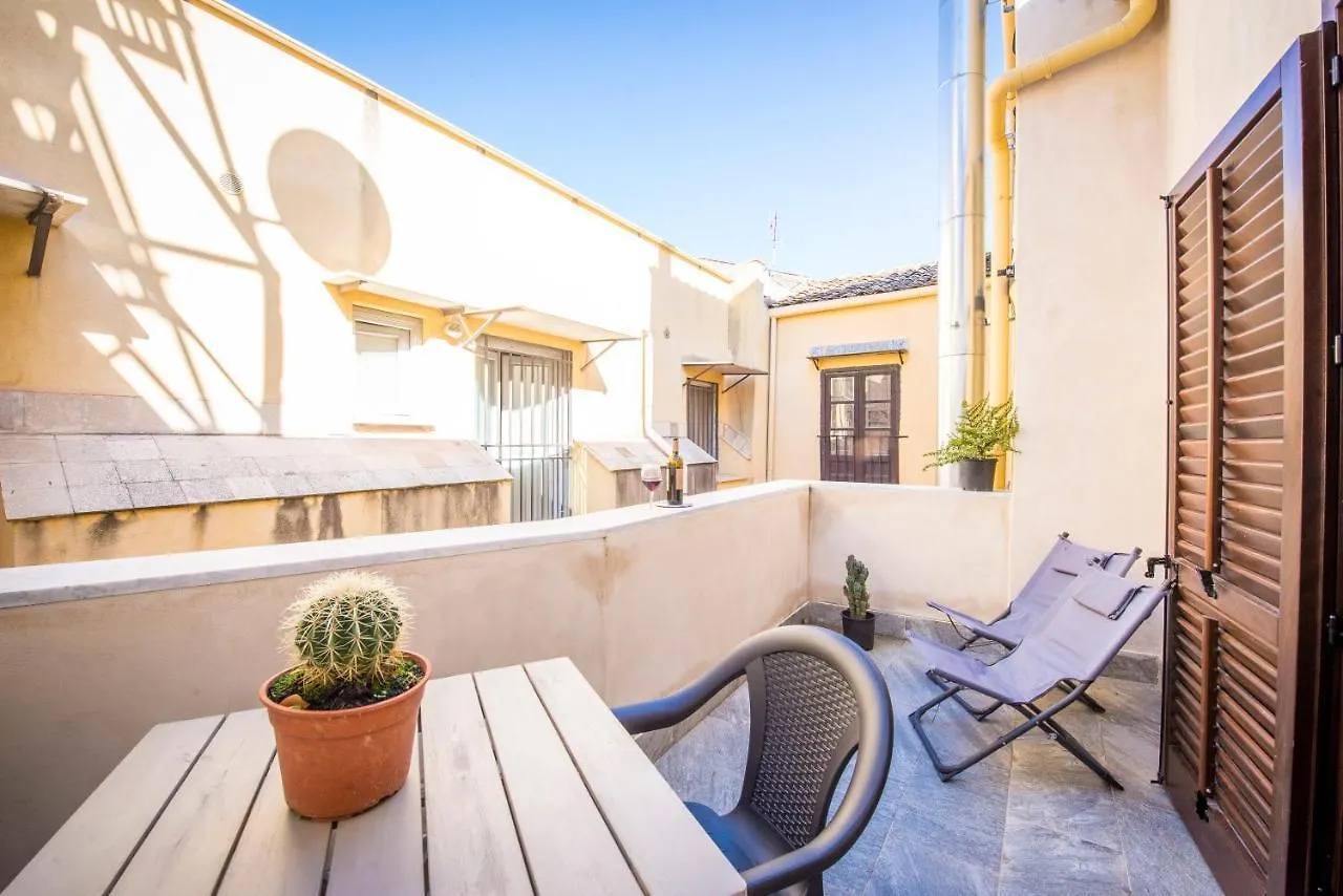 Conte Federico Apartments Palerme